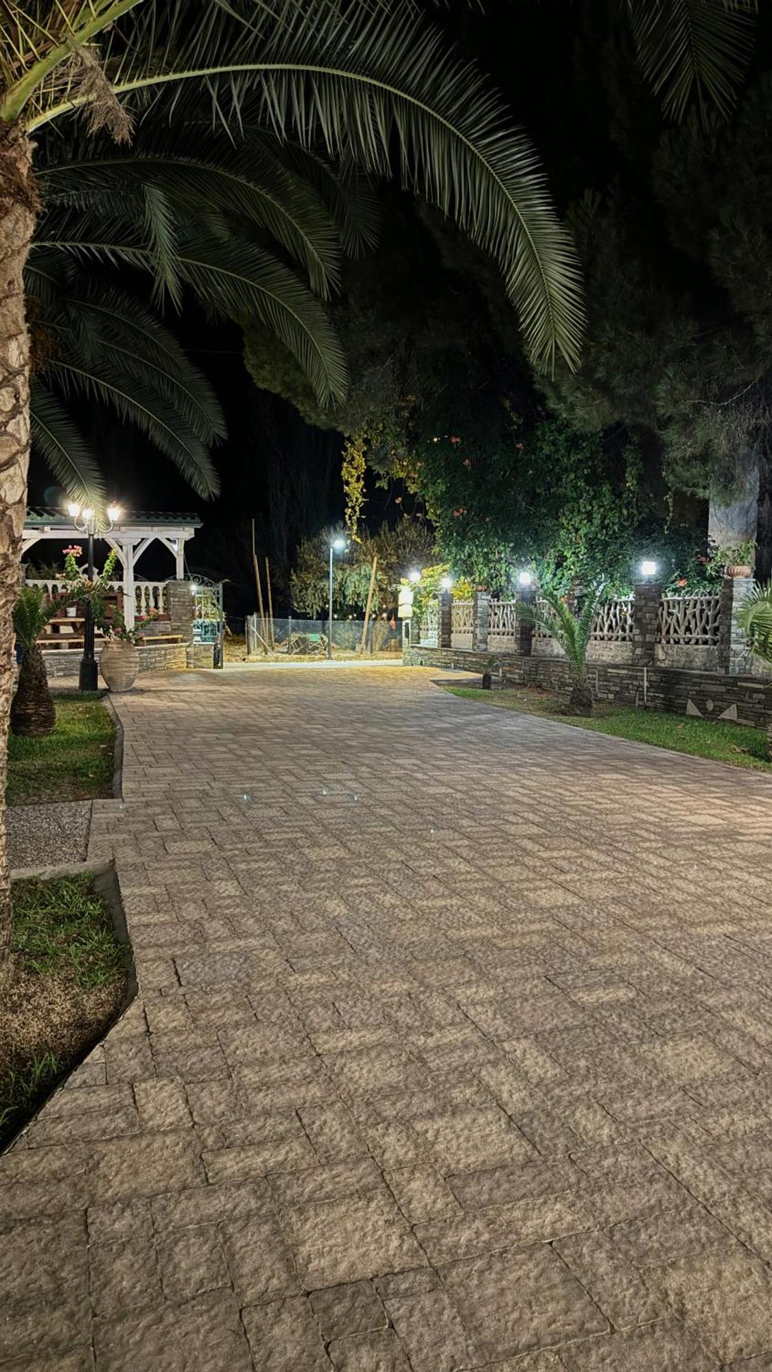 Diaporos Hotel Vourvourou Exterior photo